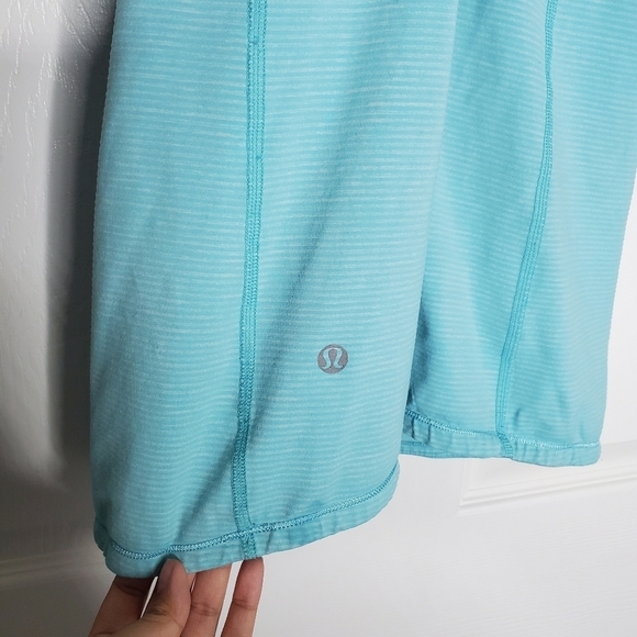 Lululemon Run Catch Me Blue Striped Racerback Luxtreme Tank Top - Picture 9 of 11